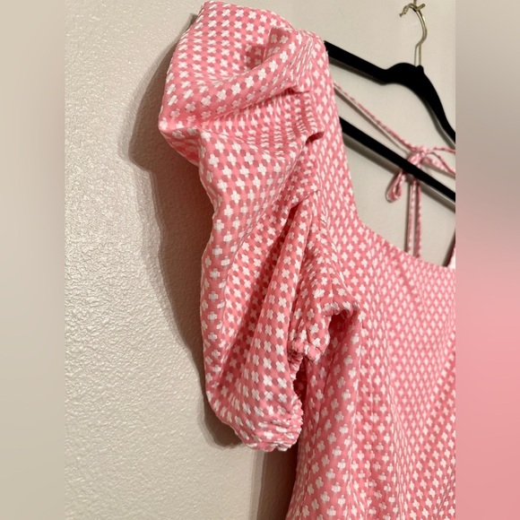 Puff sleeve bodysuit pink and white size medium - Picture 11 of 14